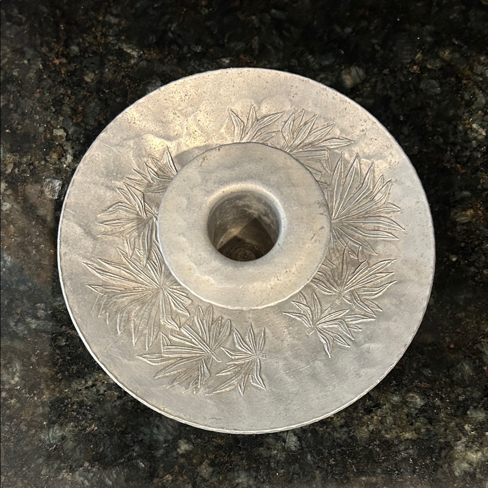 Vgt Everlast hand forged aluminum Candle Holder. 5.5 inches - Picture 2 of 4